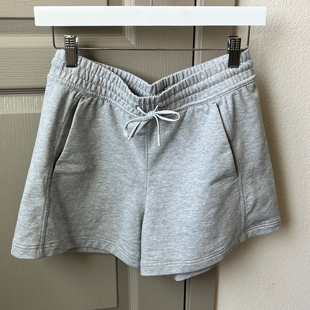 Grey Retroterry Short High Rise